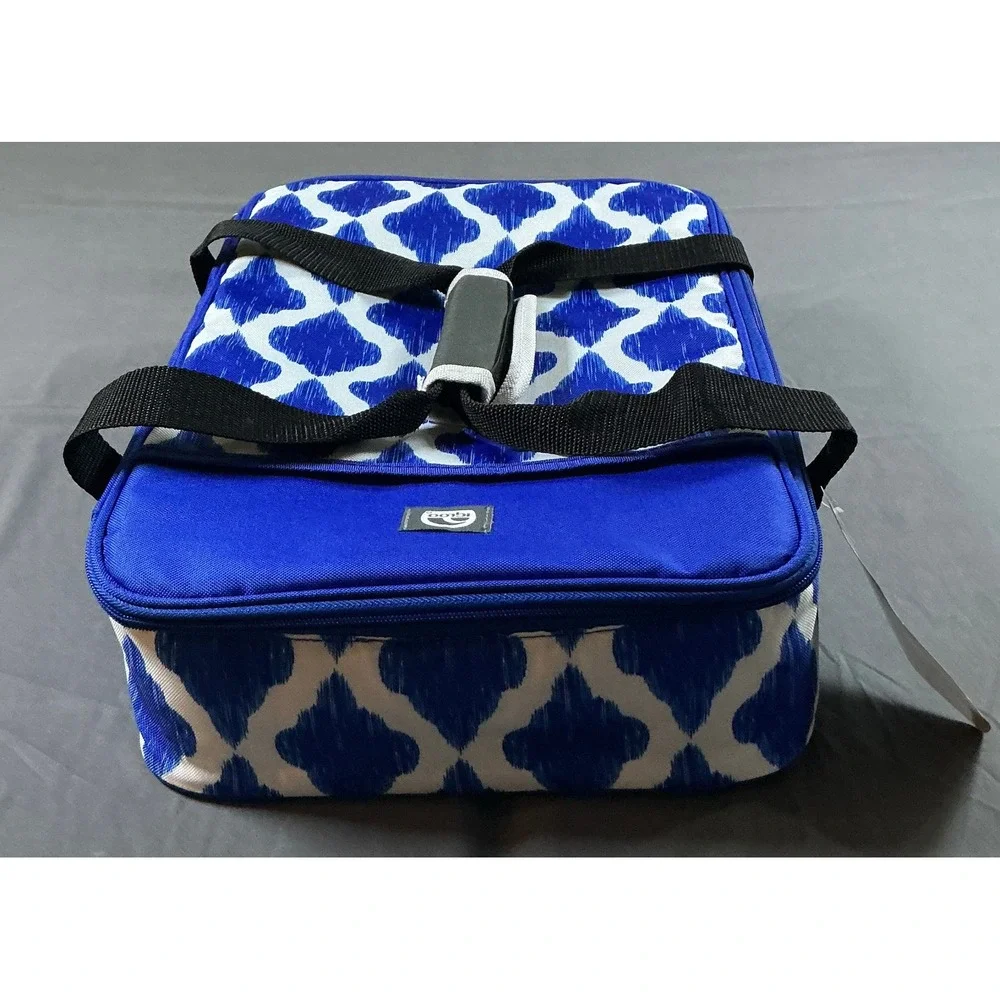 Igloo 9x13‎ Large Meal Carrier Insulated Cooler Bag Blue White Ikat Quatrefoil